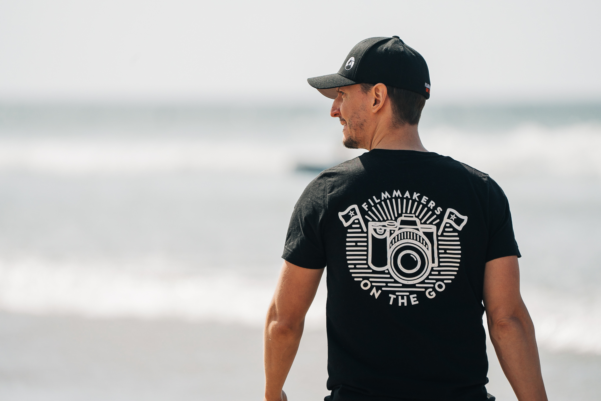 A7_04330_WEB_02-07 Surf